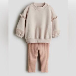 Sweatshirt and legging set